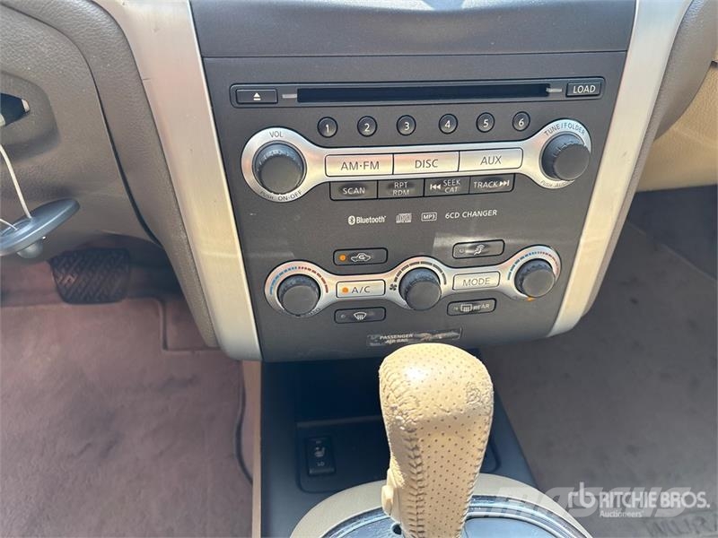 Nissan Murano SL AWD SUV Personbiler