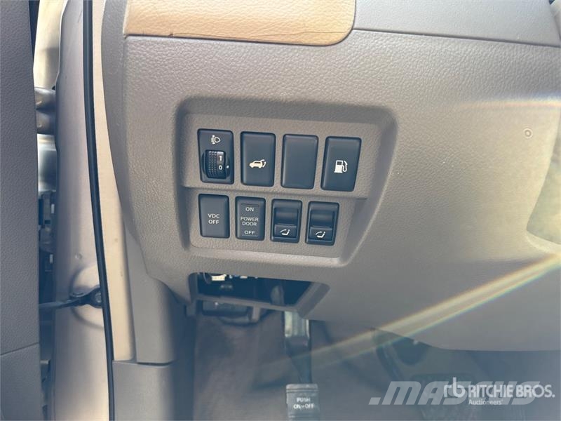 Nissan Murano SL AWD SUV Personbiler