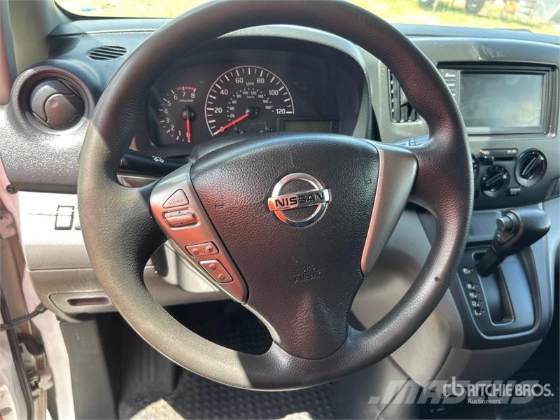 Nissan NV200 Preču pārvadāšanas furgoni