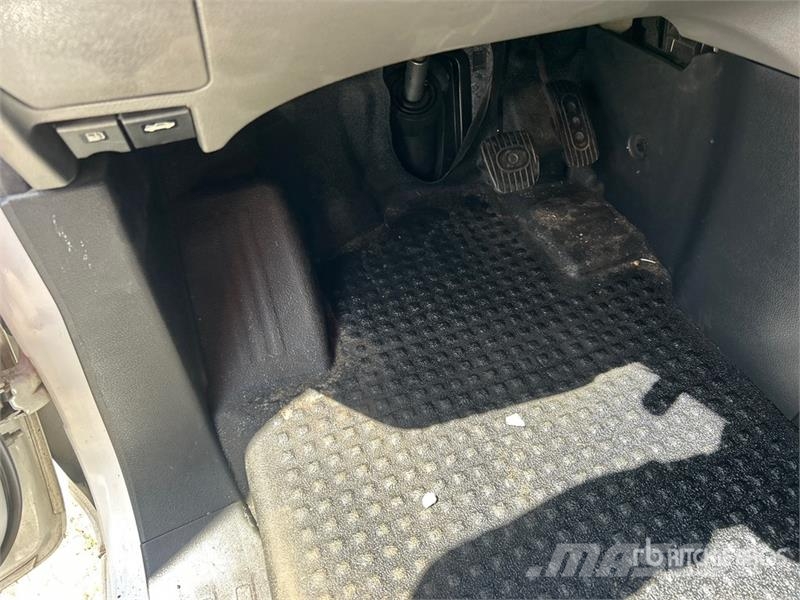 Nissan NV200 Preču pārvadāšanas furgoni