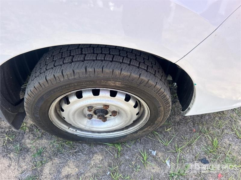 Nissan NV200 Preču pārvadāšanas furgoni