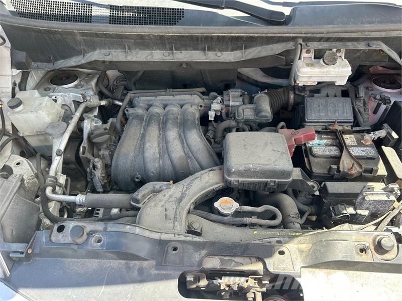 Nissan NV200 Preču pārvadāšanas furgoni
