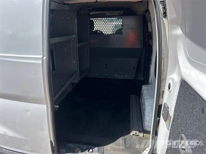 Nissan NV200 Preču pārvadāšanas furgoni