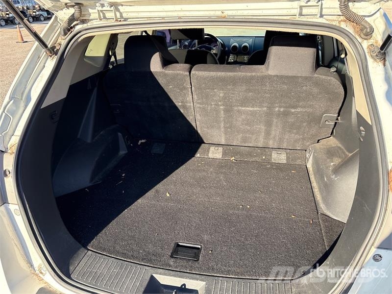 Nissan Rogue 2WD SUV Lengvieji automobiliai