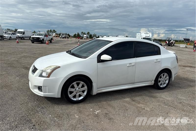 Nissan Sentra Automobile Automobily