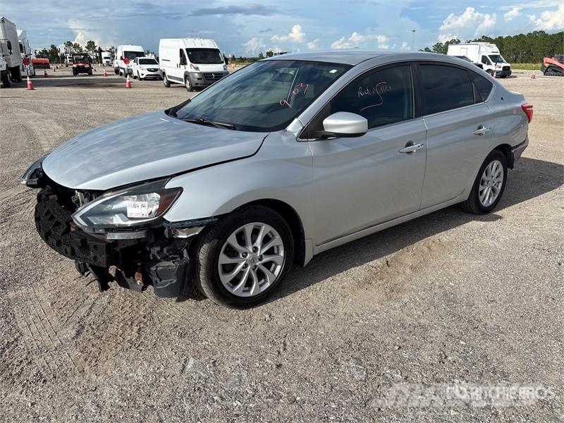 Nissan Sentra Automobile Automobily