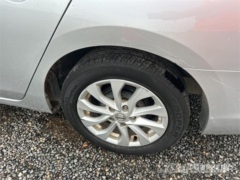 Nissan Sentra Automobile Cars