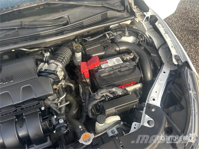 Nissan Sentra Automobile Auto