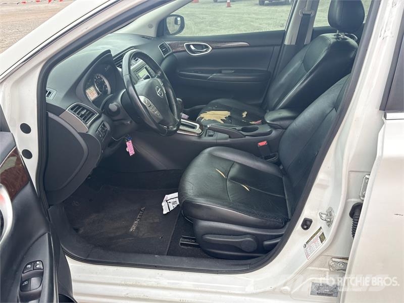 Nissan Sentra Automobile Samochody osobowe