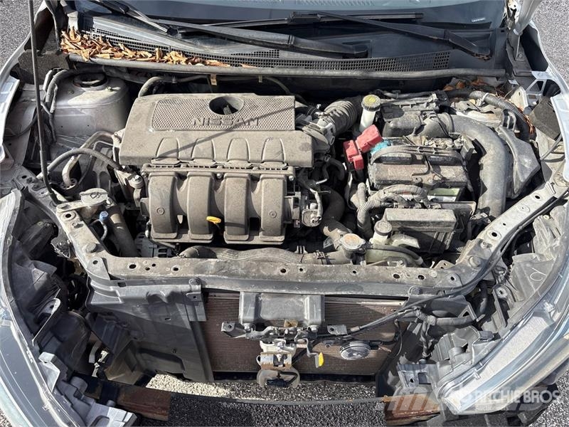 Nissan Sentra Automobile Automobily