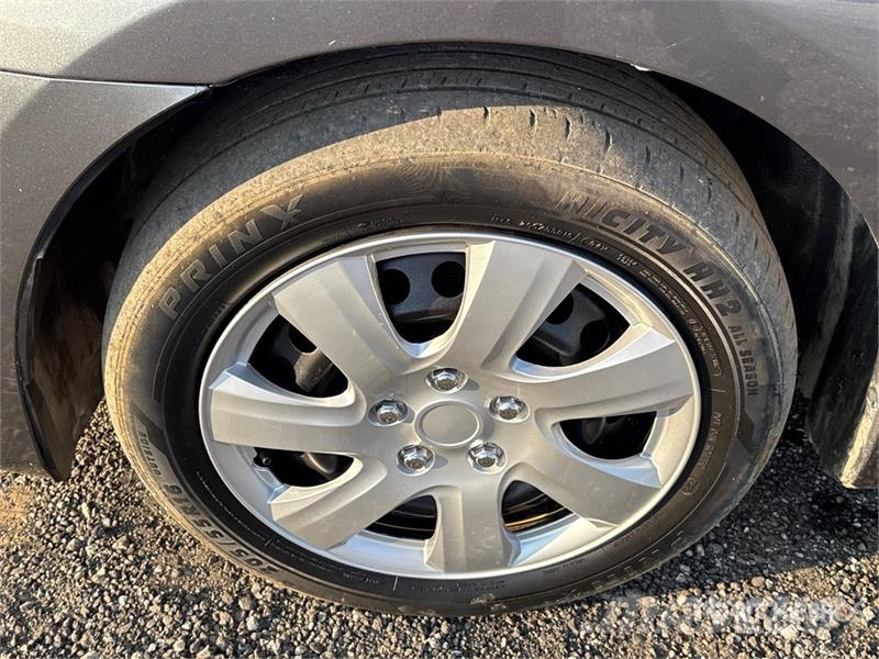 Nissan Sentra Automobile Avtomobili