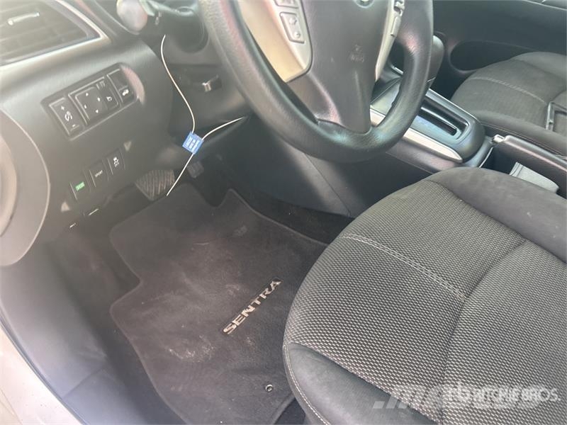 Nissan Sentra Automobile Auto