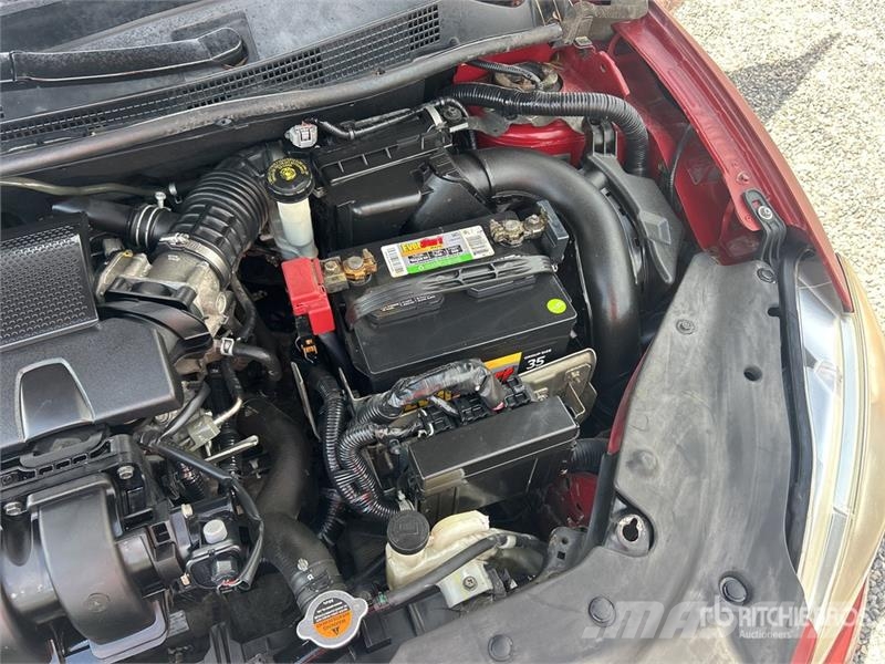 Nissan Sentra SV Automobile 자동차