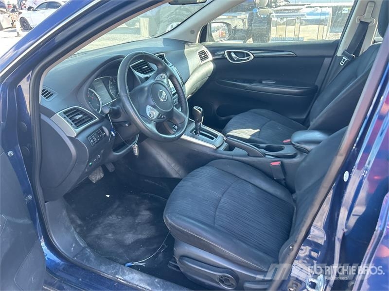 Nissan Sentra SV Automobile Henkilöautot