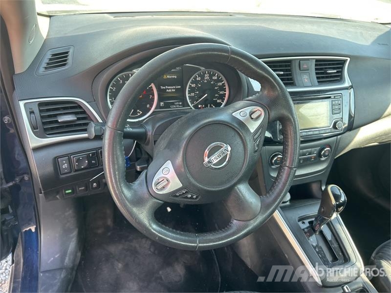 Nissan Sentra SV Automobile Henkilöautot