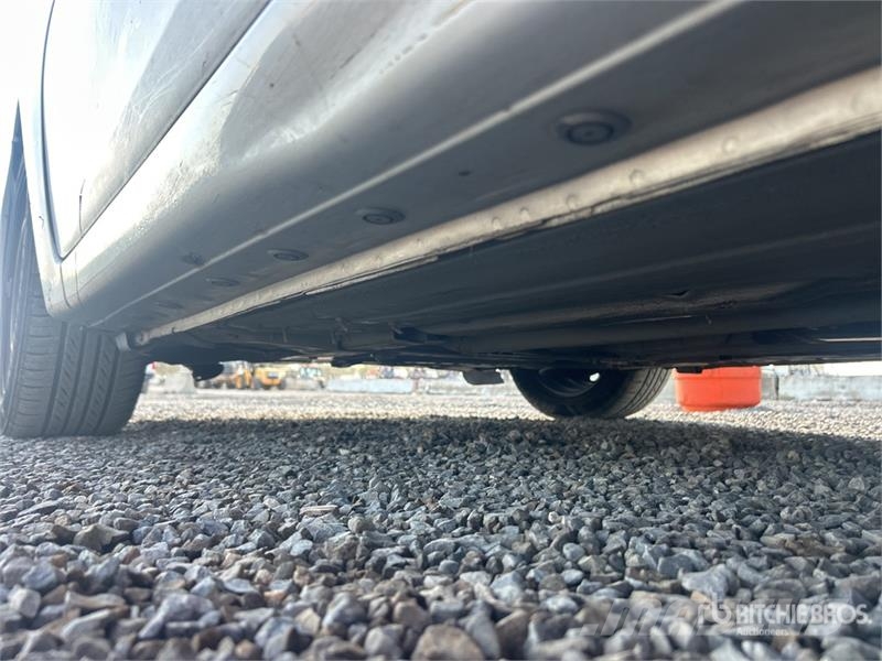 Nissan Sentra SV SV Automobile 汽车