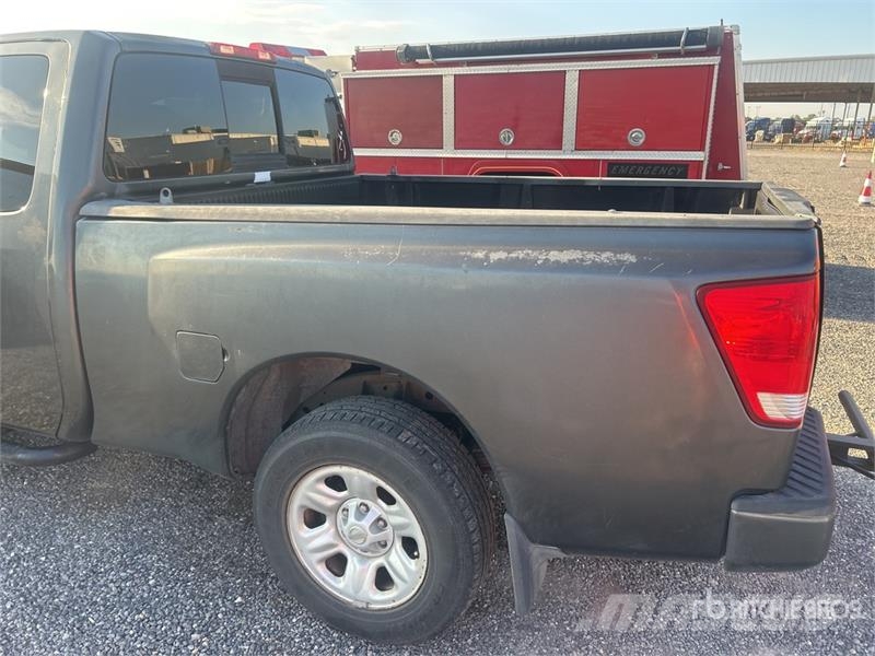 Nissan Titan 4x2 Extended Cab Pickup (Inoperable) Anders