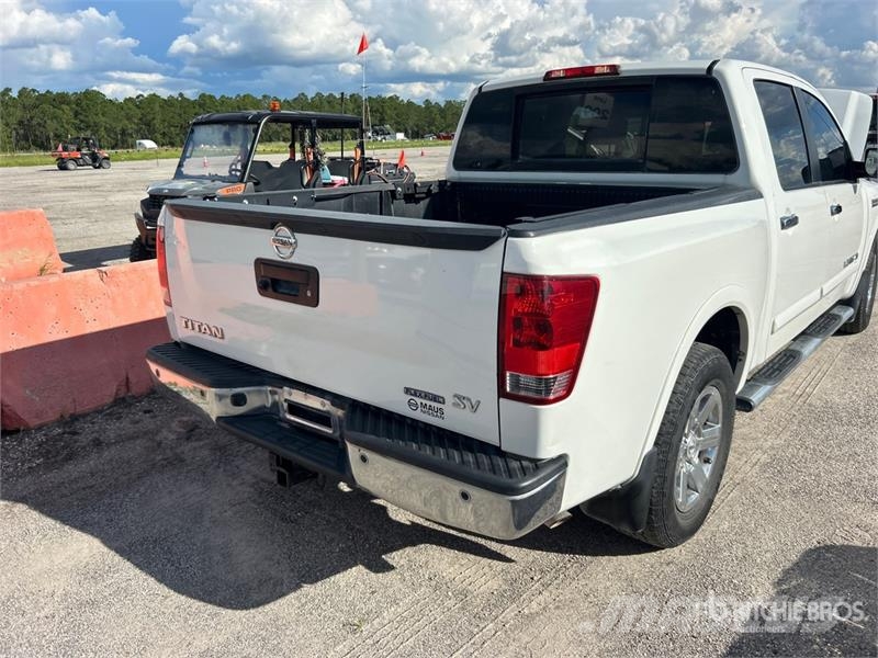 Nissan Titan SV 4x2 Crew Cab Pickup Άλλα Vans
