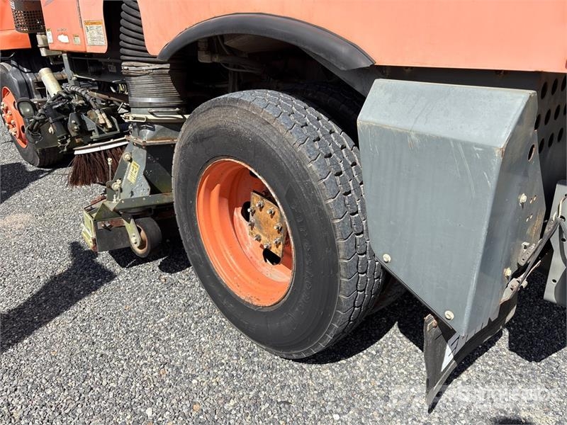 Nissan UD3300 Feiebiler