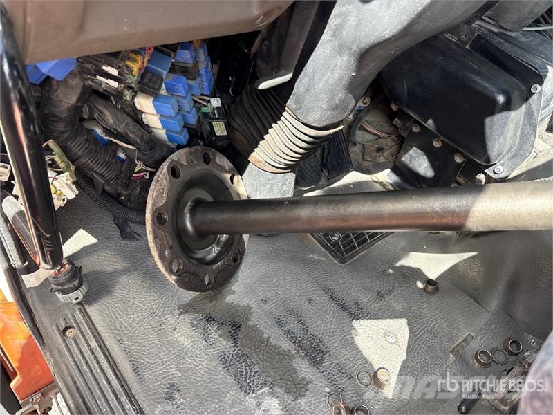 Nissan UD3300 Feiebiler