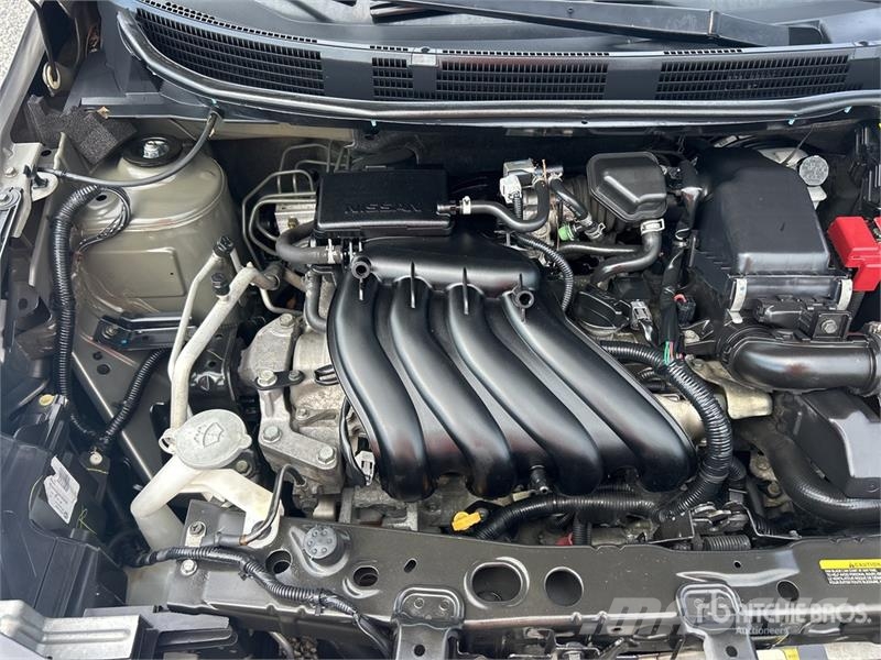 Nissan Versa Automobile 자동차