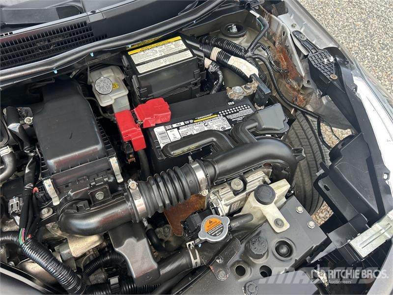 Nissan Versa Automobile 자동차