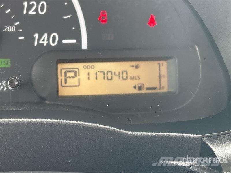Nissan Versa Automobile 자동차