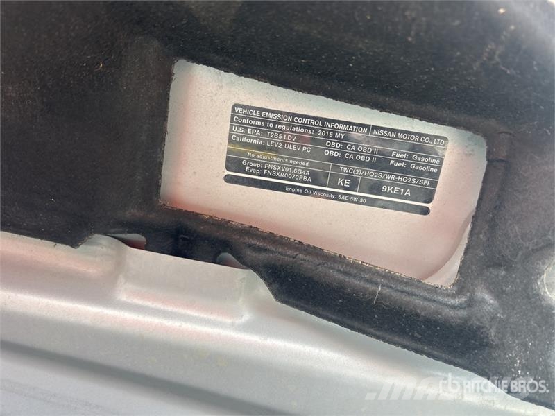 Nissan Versa SV Automobile Kistehergépjárművek
