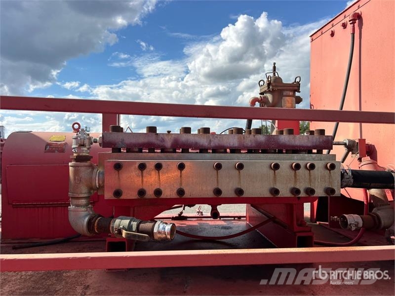 NLB HP320 10K 20 ft T/A Gooseneck 10300-D Generator Eq Biltransportsläp