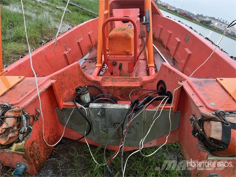 Norsafe 19 ft Rescue Boat (Inoperable) Other components