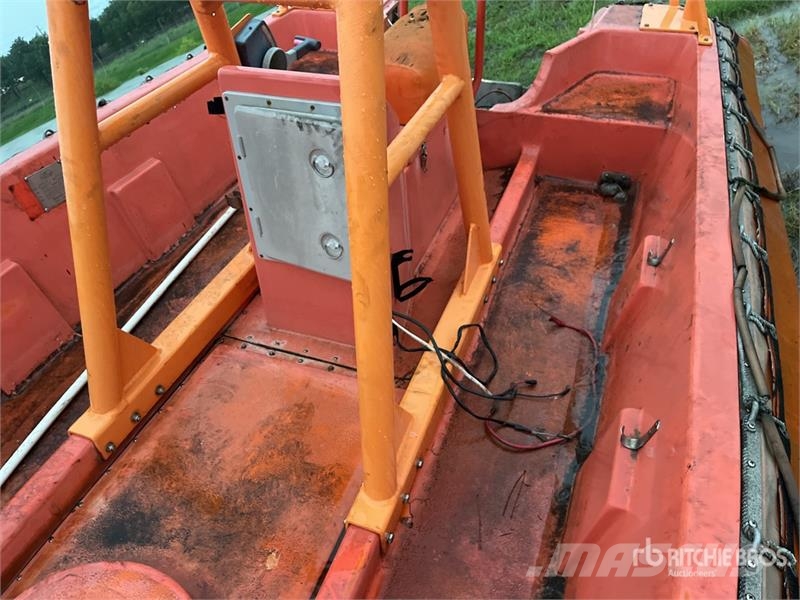 Norsafe 19 ft Rescue Boat (Inoperable) Other components
