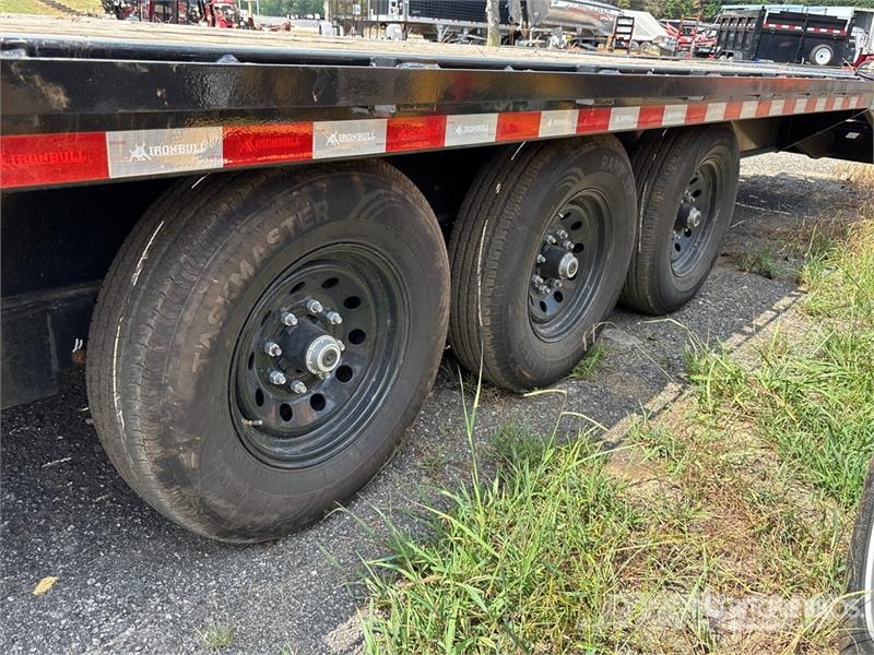 NorStar 40 ft Tri/A Gooseneck Equipment Trailer Przyczepy do transportu samochodów
