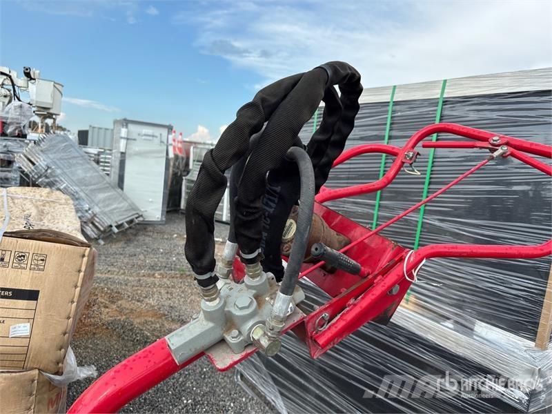 Northstar Power Auger 輕型鑽孔機