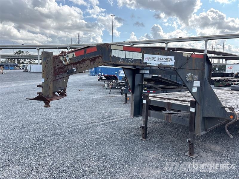 Novae 35 ft T/A Gooseneck Flatbed Trailer Plato/keson prikolice