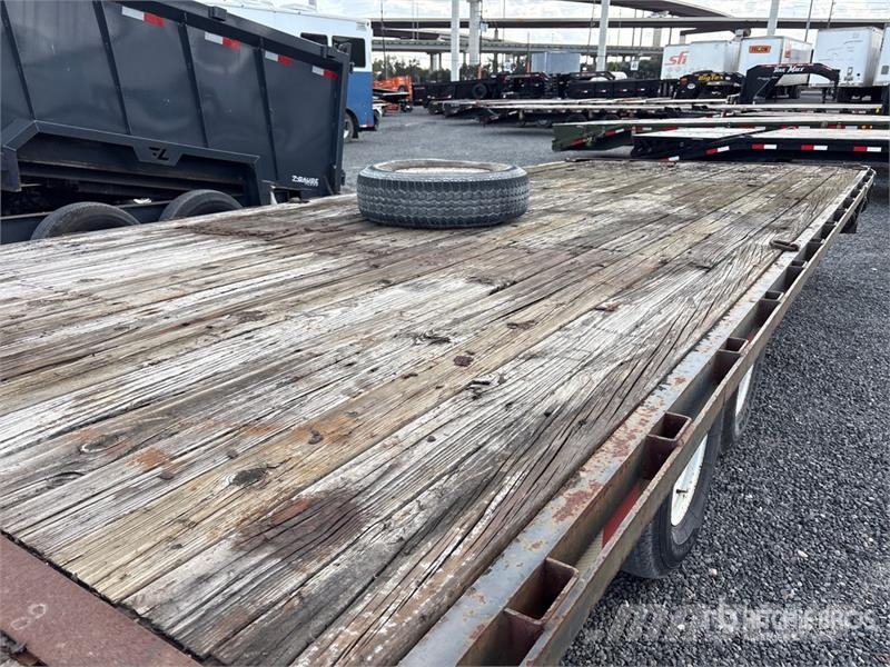 Novae 35 ft T/A Gooseneck Flatbed Trailer Plato/keson prikolice