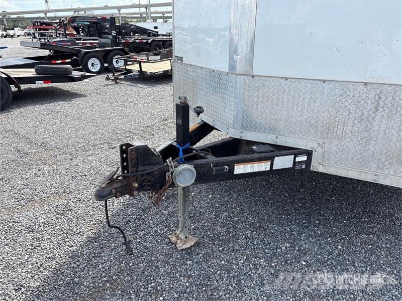  Novae STW10220TA-100 20 ft T/A Enclosed Trailer ボックスボディートレーラー