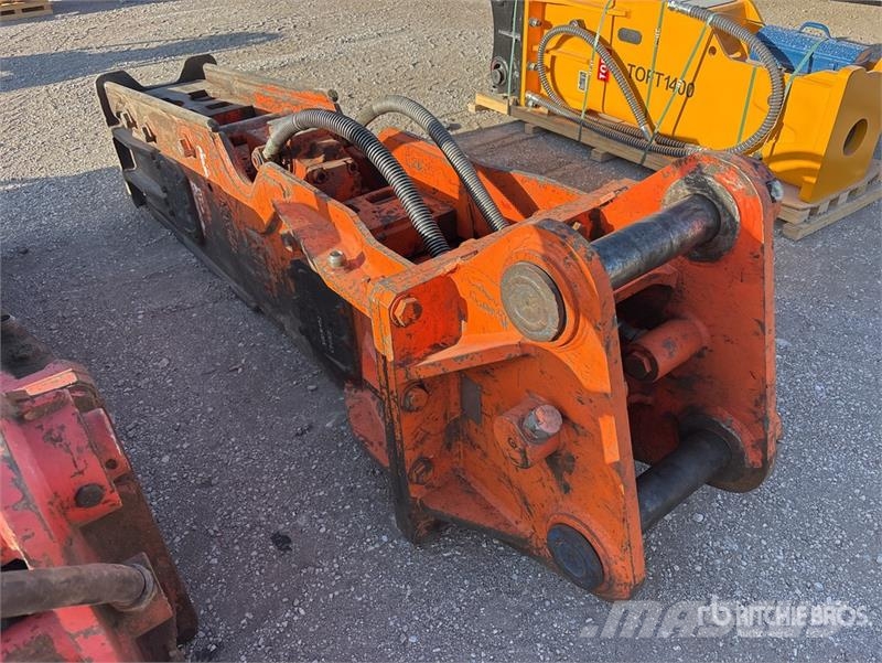 NPK GH-15 Hydraulic Breaker - Fits John Deere 350G Martelos / Rompedores