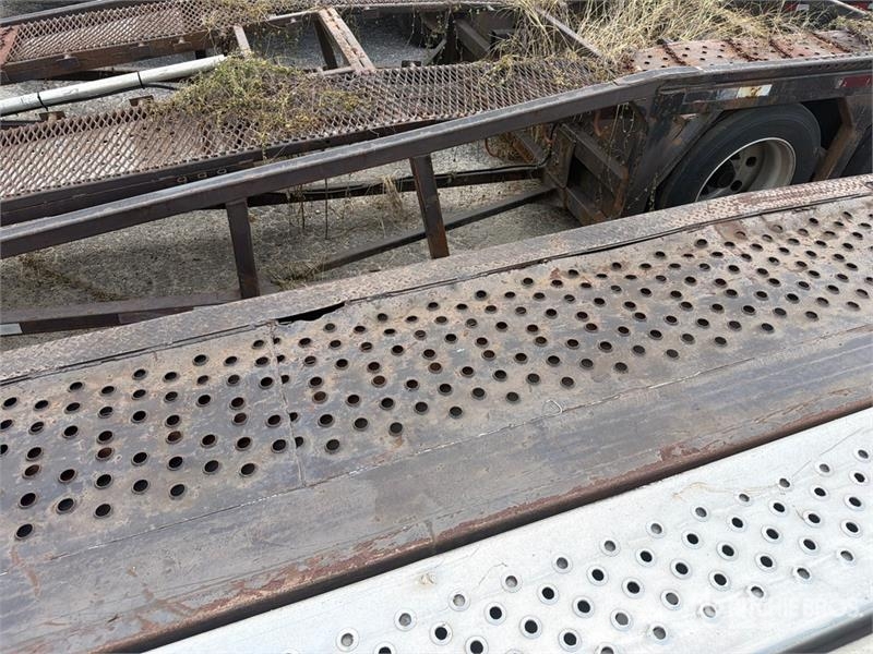 Nu Van T/A 3 Car Open Car Carrier Trailer Návesy na prepravu automobilov