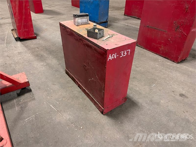 Nuts and Bolts/ Fittings Organizer Other components