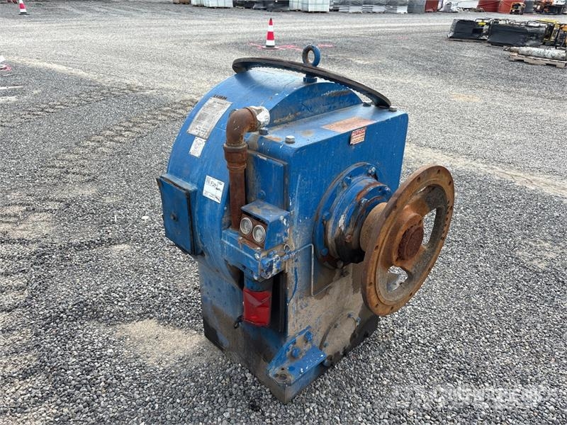  Oil Works C300-80 Torque Converter مكونات أخرى