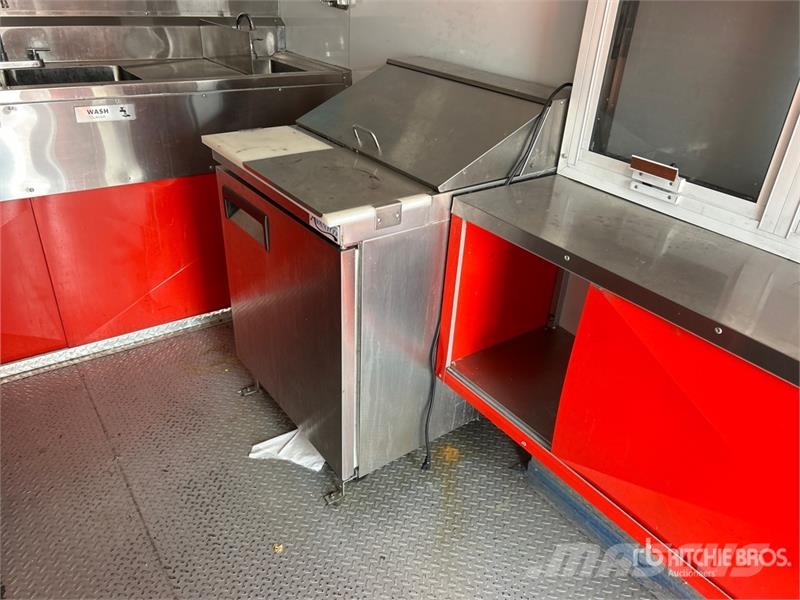 Oma 16 ft T/A Food Concession Trailer 其他拖車