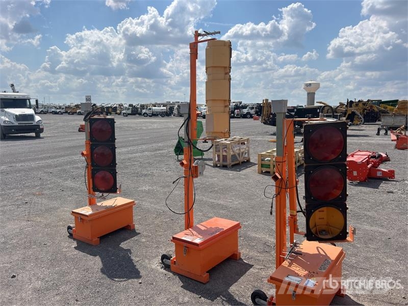 OMJC Signal Inc. Traffic Light Svetlobni stolpi