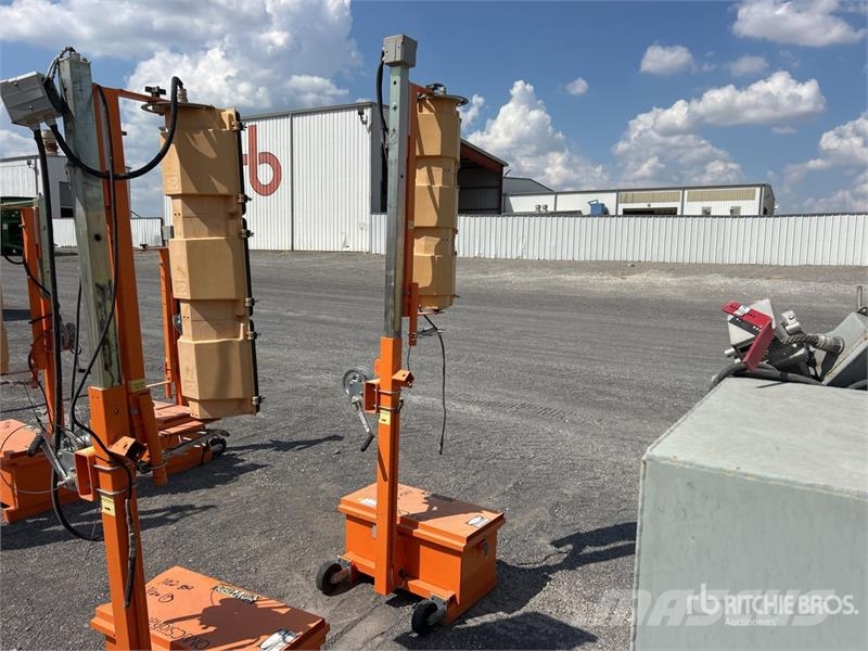 OMJC Signal Inc. Traffic Light Svetlobni stolpi