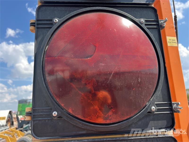 OMJC Signal Inc. Traffic Light Svetlobni stolpi