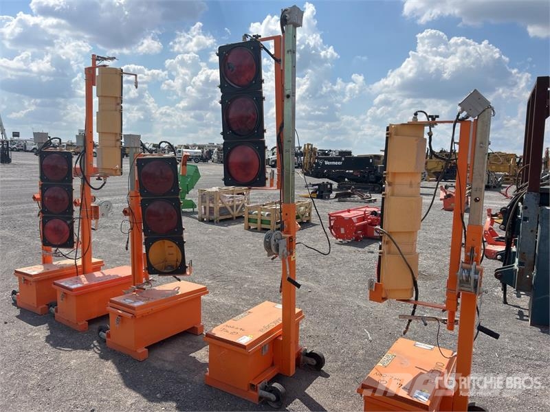 OMJC Signal Inc. Traffic Light Svetlobni stolpi