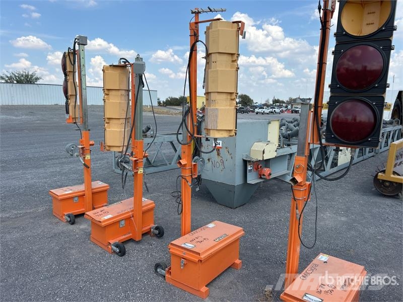 OMJC Signal Inc. Traffic Light Svetlobni stolpi