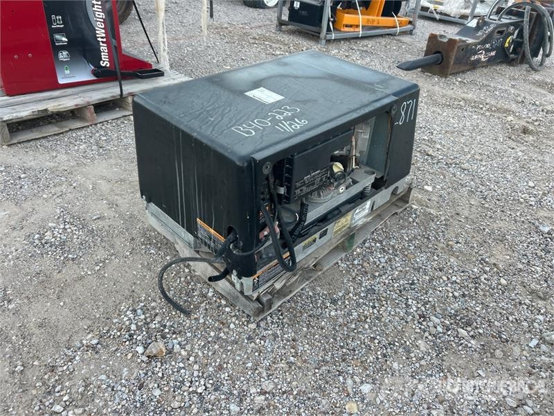 Onan 5.5HGJAB-1038D 5.5 kW Skid-Mounted . Generator Set مولدات ديزل