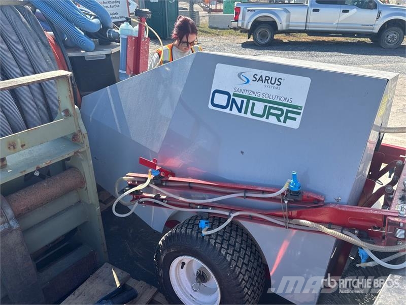 OnTurf 108 in Lawn Sprayer Outras máquinas agrícolas