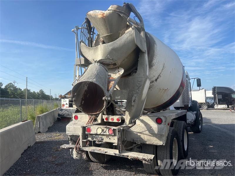 Oshkosh F-2346 Concrete trucks
