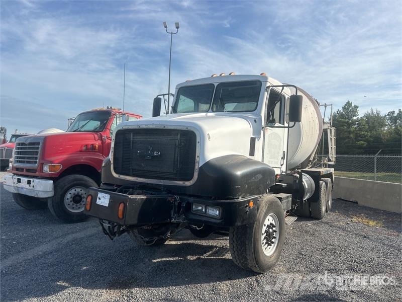 Oshkosh F-2346 Concrete trucks